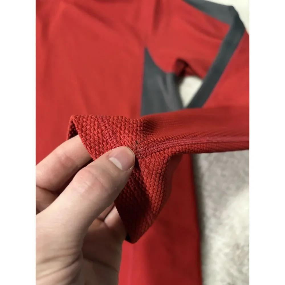 Nike Dri‎ Fit ACG  Activewear Top Mens XL Red Black 1/4 Zip Pullover Long Sleeve - Picture 10 of 10